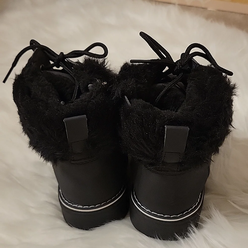 NEW! Polar black faux suede ankle boot fur lined/cuff zip close lace-up 10 NEW …